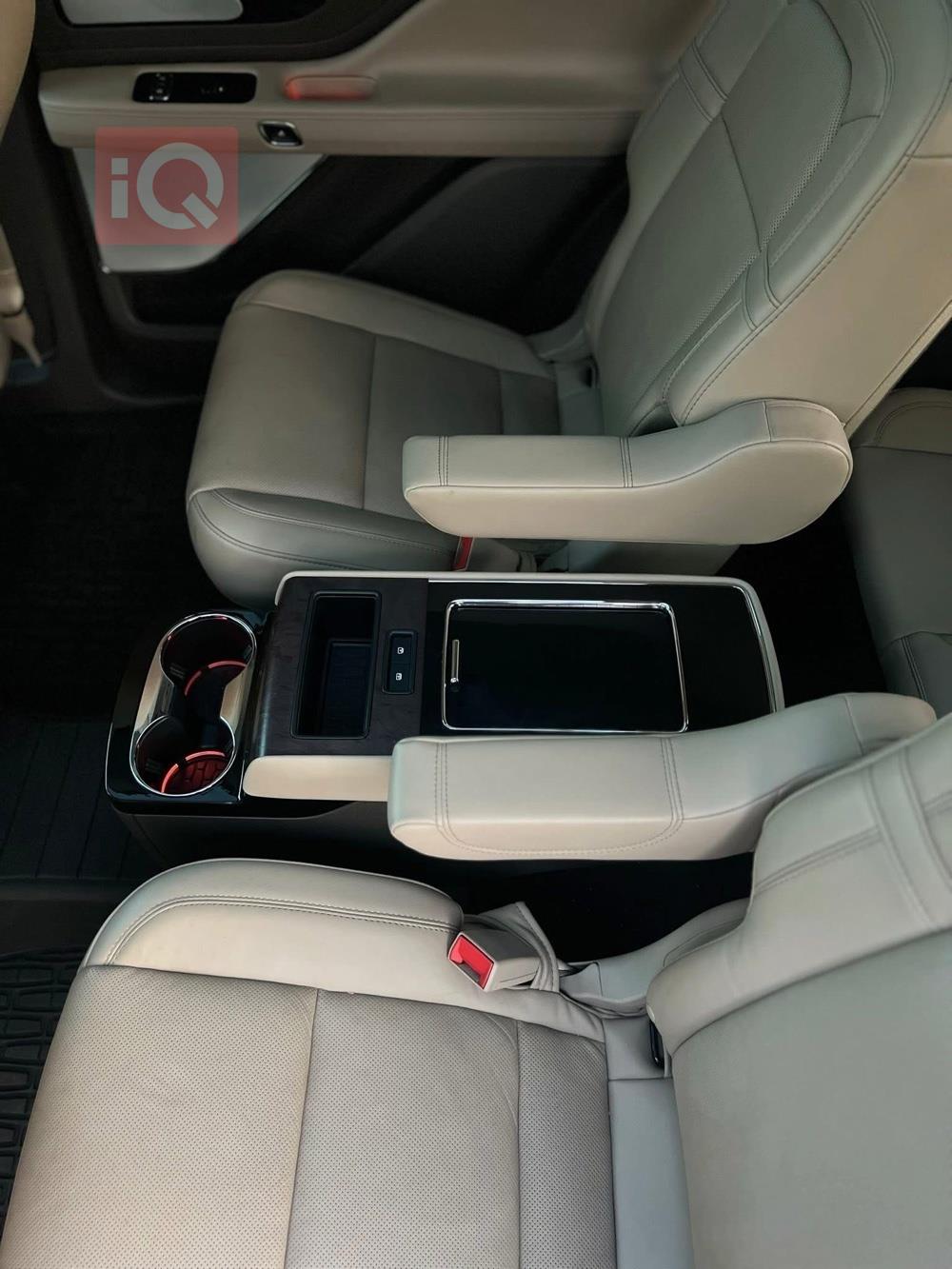 لينكولن أفياتور